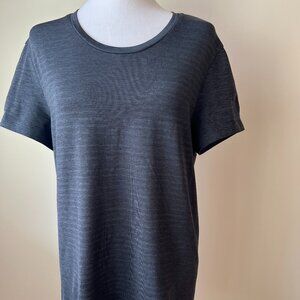 Tuff Athletics Women's Short Sleeve Seamless Top L - Charcoal color Crew neck
